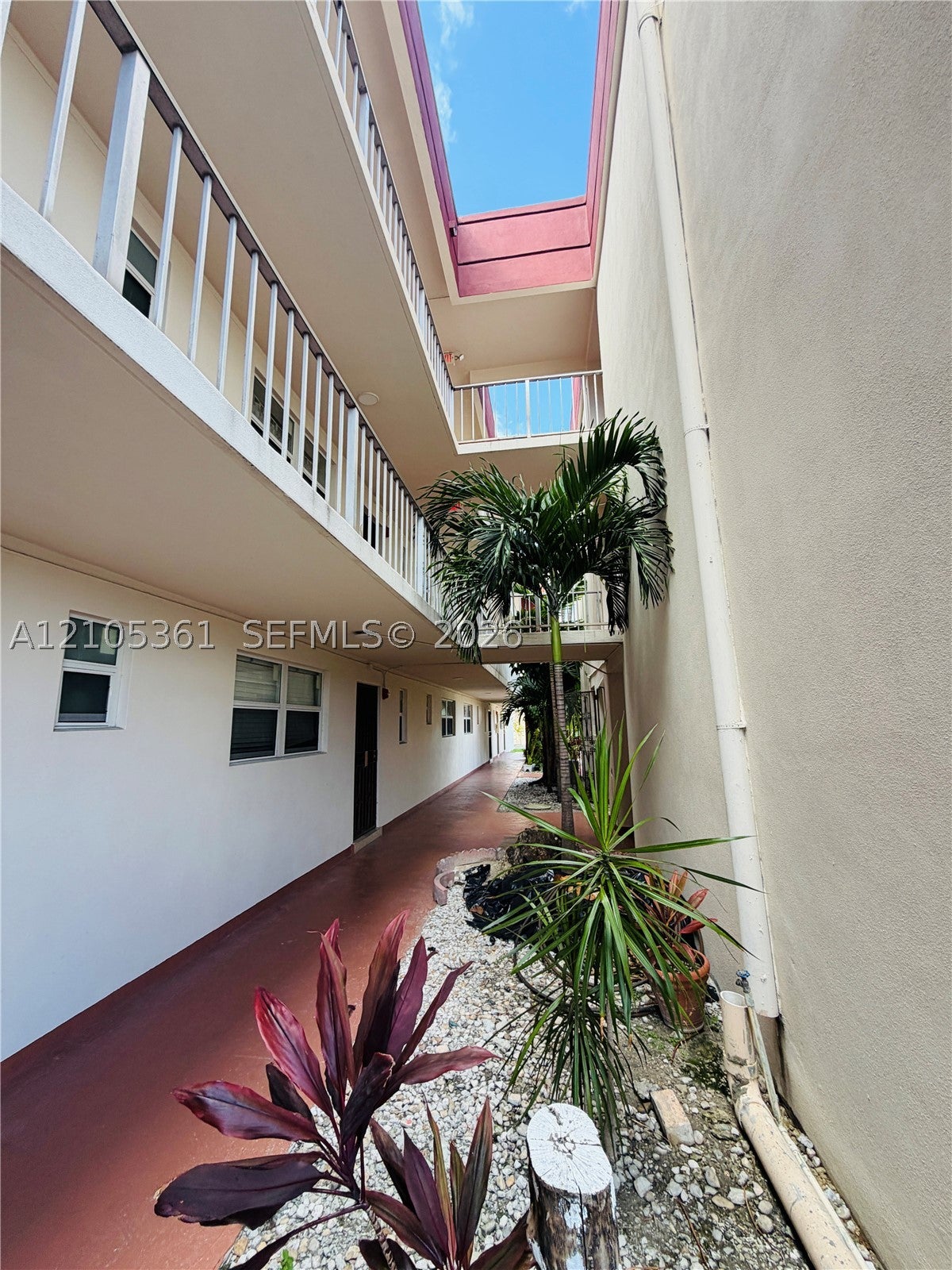 2385 NW 11th St A24