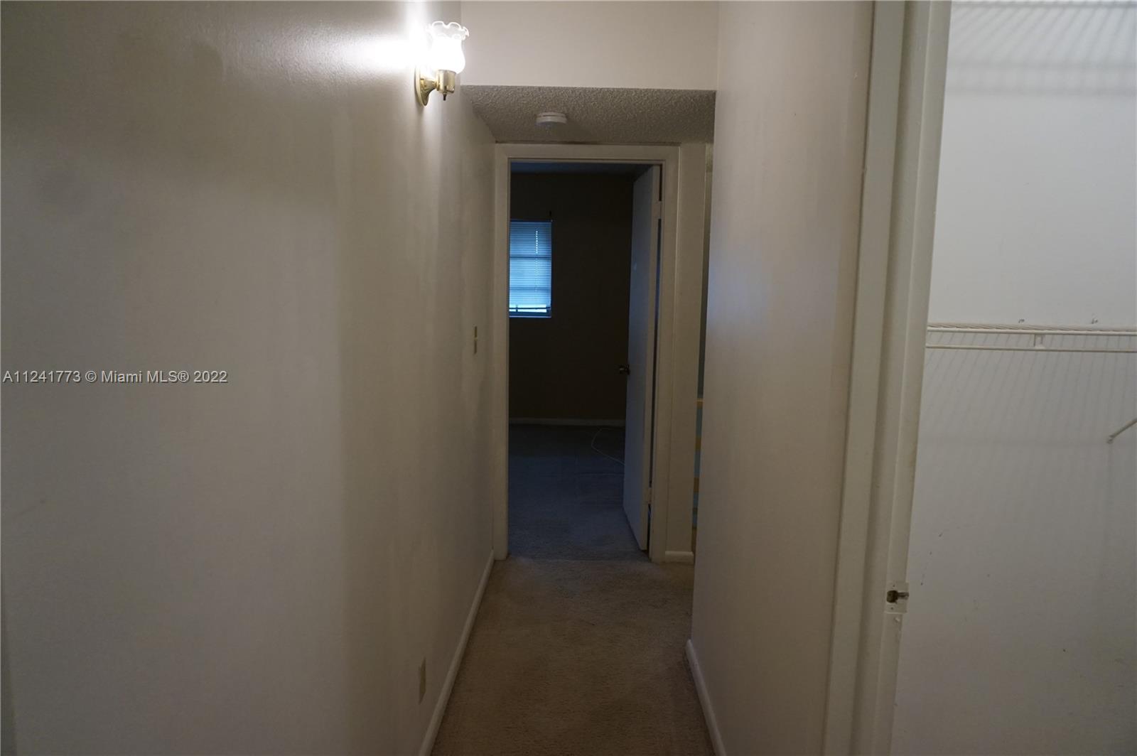 CENTER COURT CONDO APTS - Residential