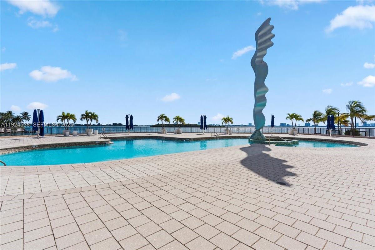 CRICKET CLUB CONDO - Residential