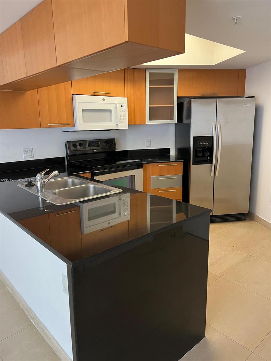 1750 N Bayshore Dr 1615