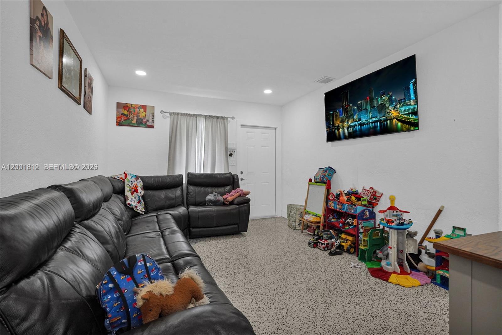 FLORAL PK - Residential Income