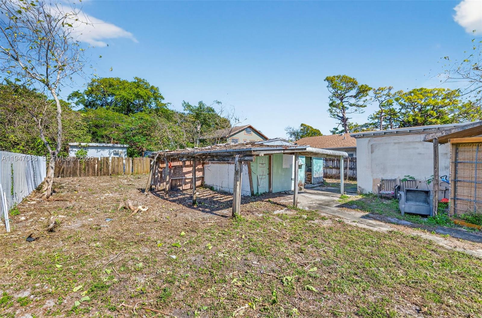 OAKLAND PARK SECOND ADD - Residential