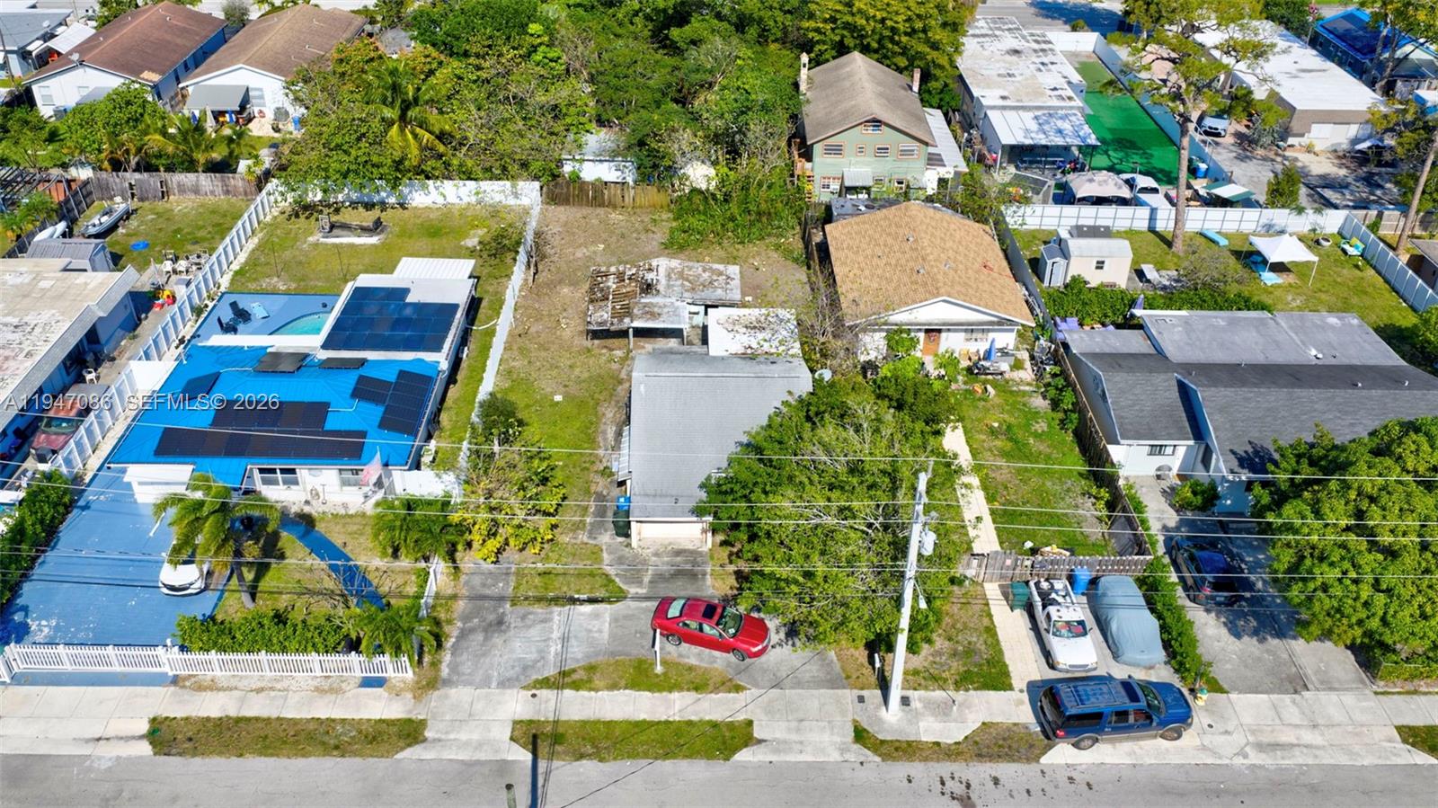 OAKLAND PARK SECOND ADD - Residential