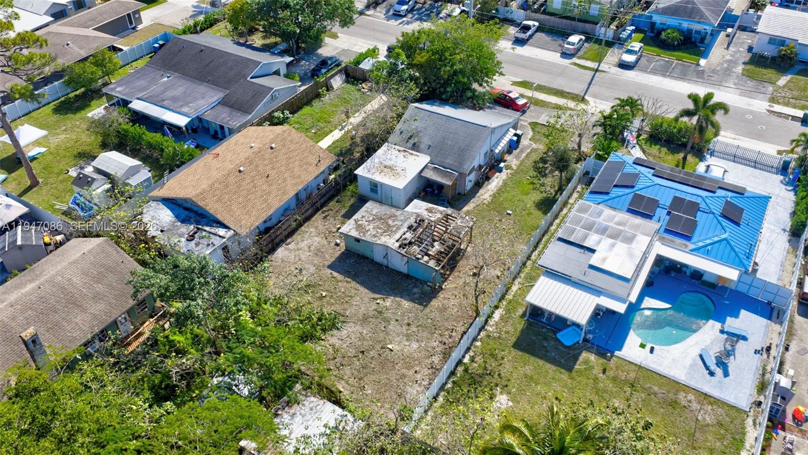 OAKLAND PARK SECOND ADD - Residential