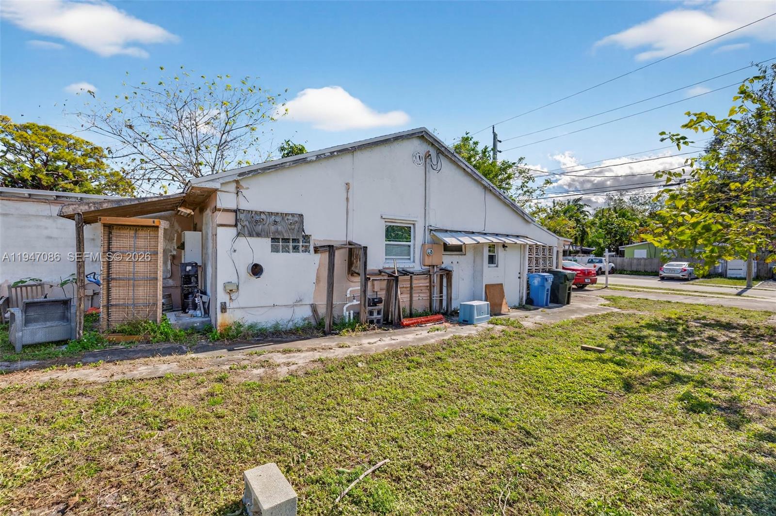 OAKLAND PARK SECOND ADD - Residential