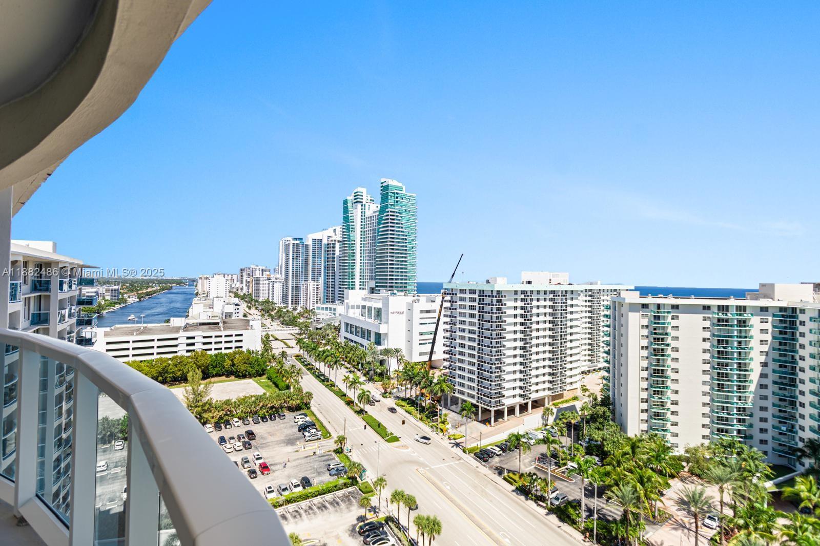 HALLMARK OF HOLLYWOOD CON - Residential