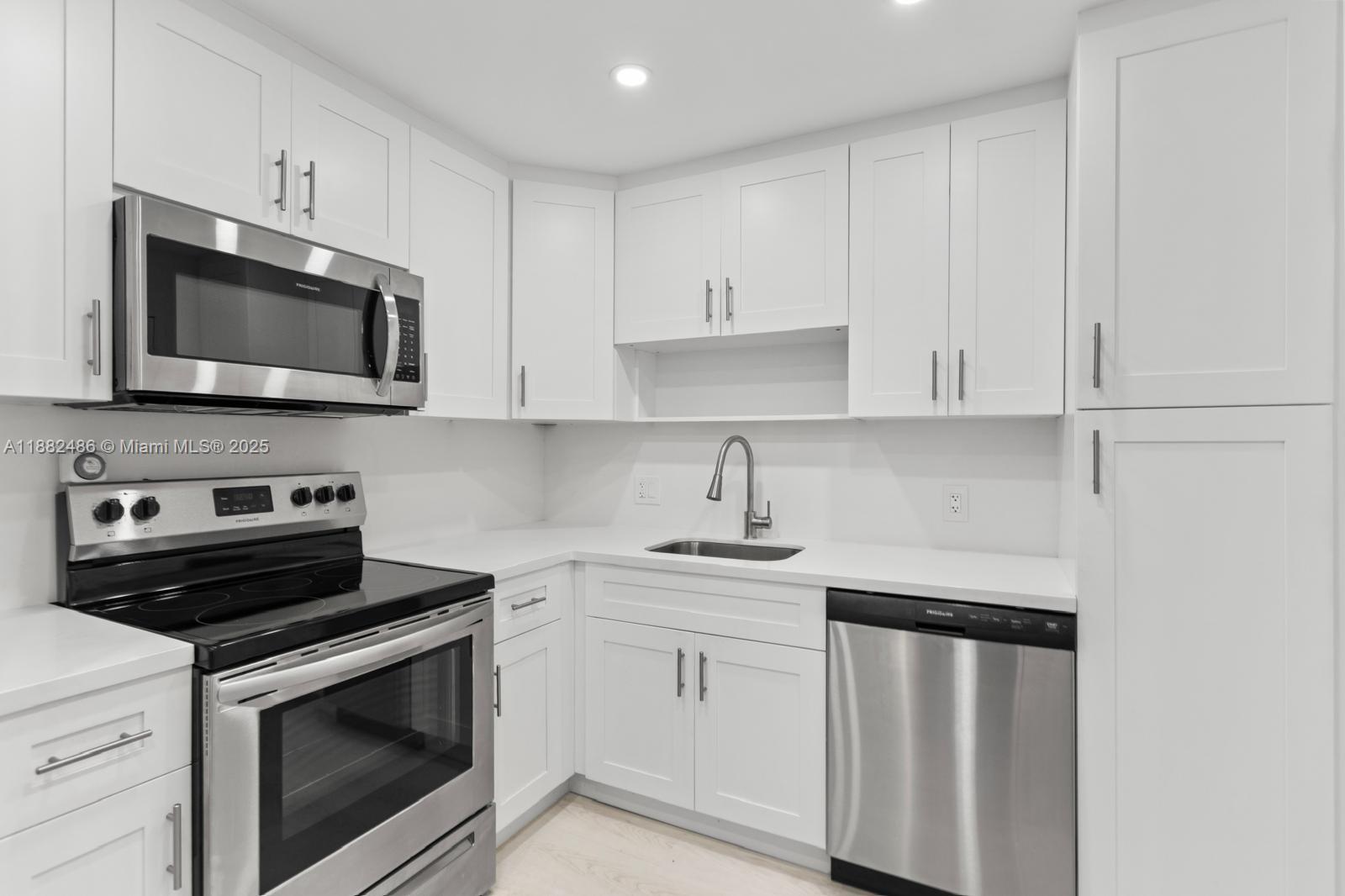 3800 S Ocean Dr 1815
