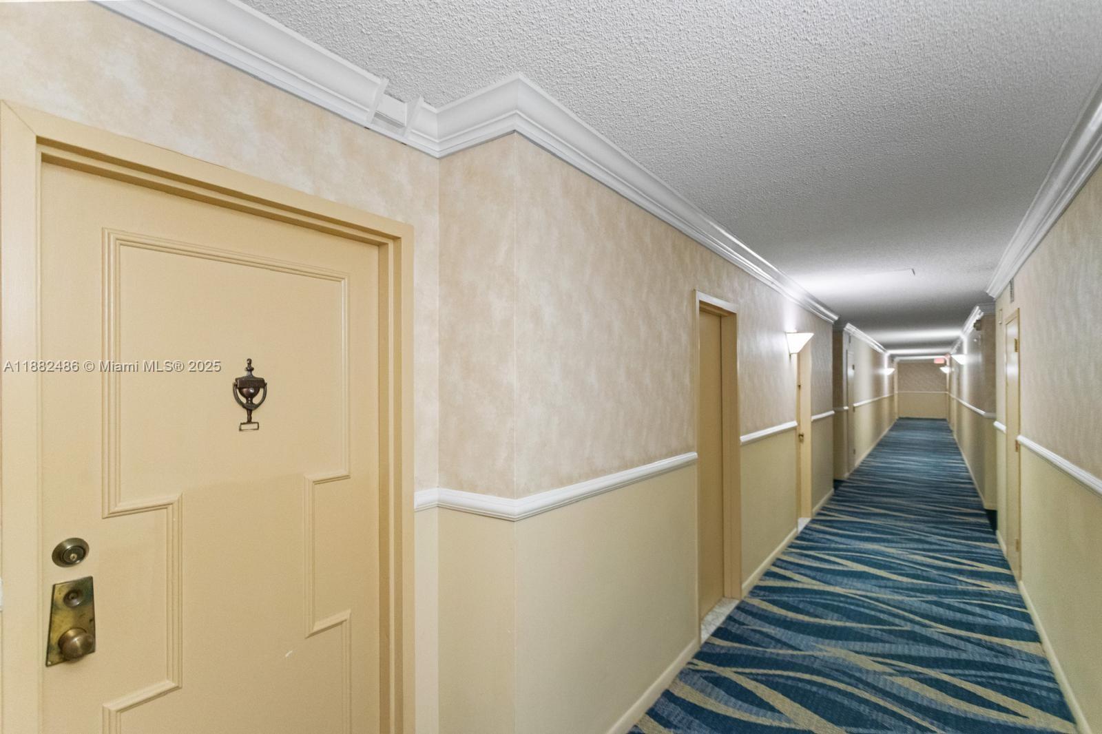 HALLMARK OF HOLLYWOOD CON - Residential