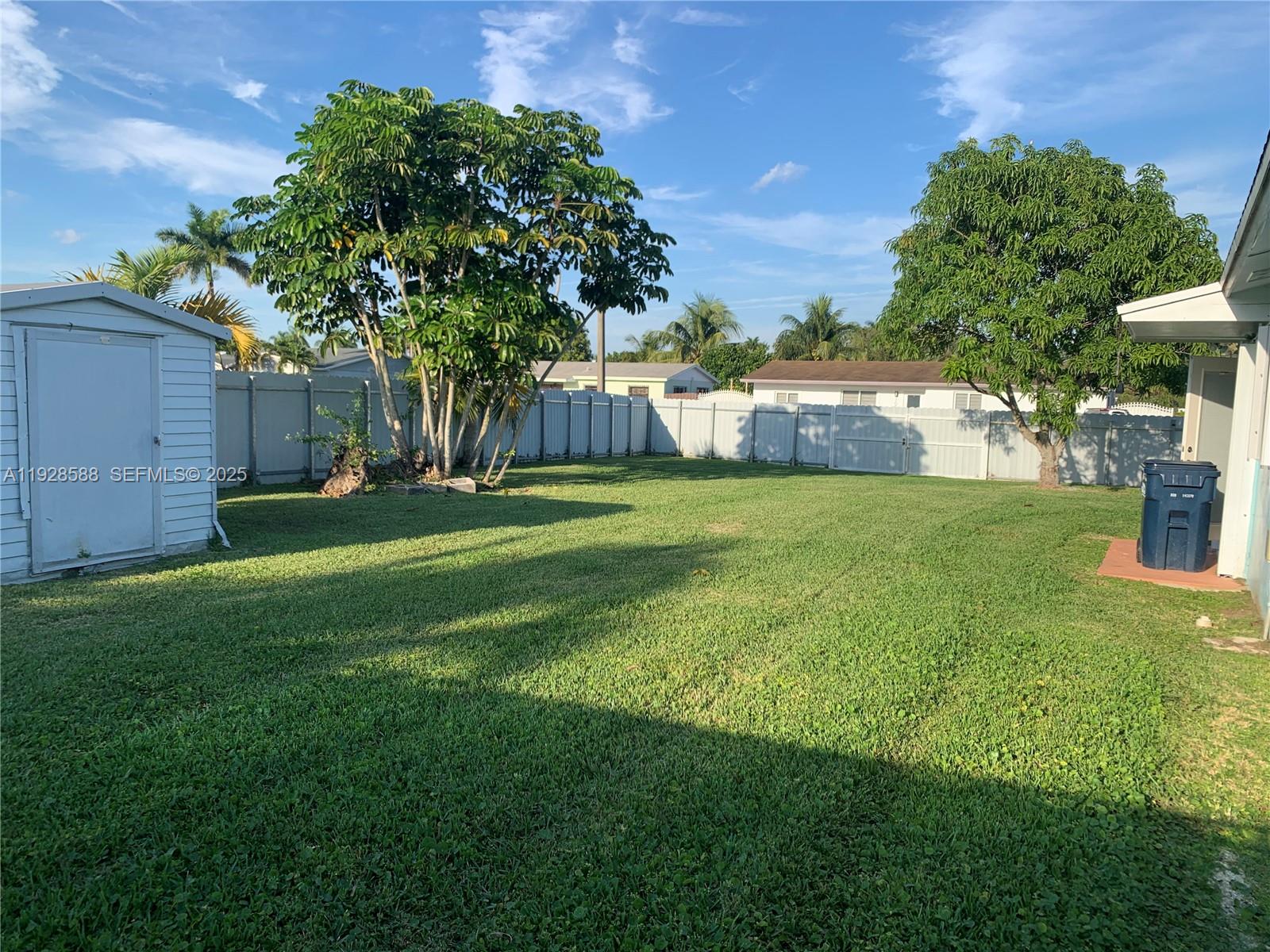 7TH ADDN TO RICHMOND HEIG - Residential Lease