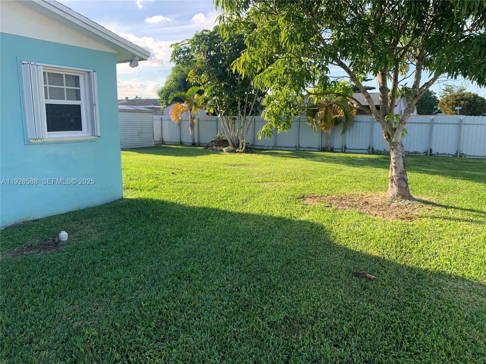 7TH ADDN TO RICHMOND HEIG - Residential Lease