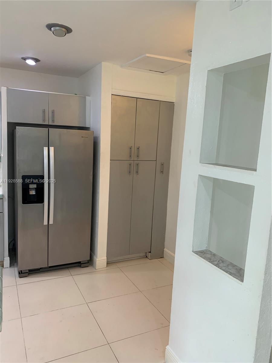 7TH ADDN TO RICHMOND HEIG - Residential Lease