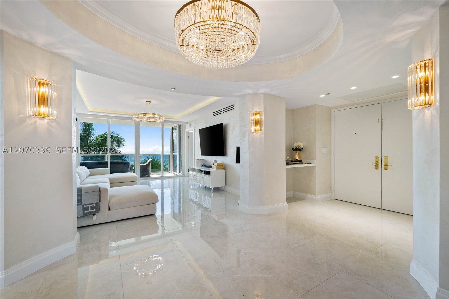 19111 Collins Ave 403