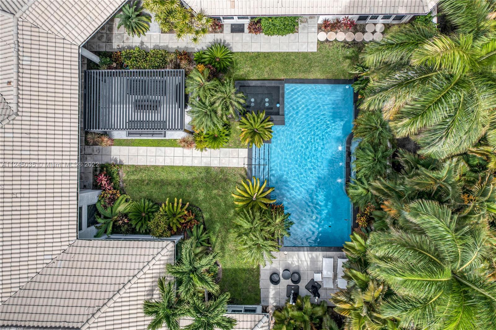GRAND OAKS OF ARVIDA COUN - Residential