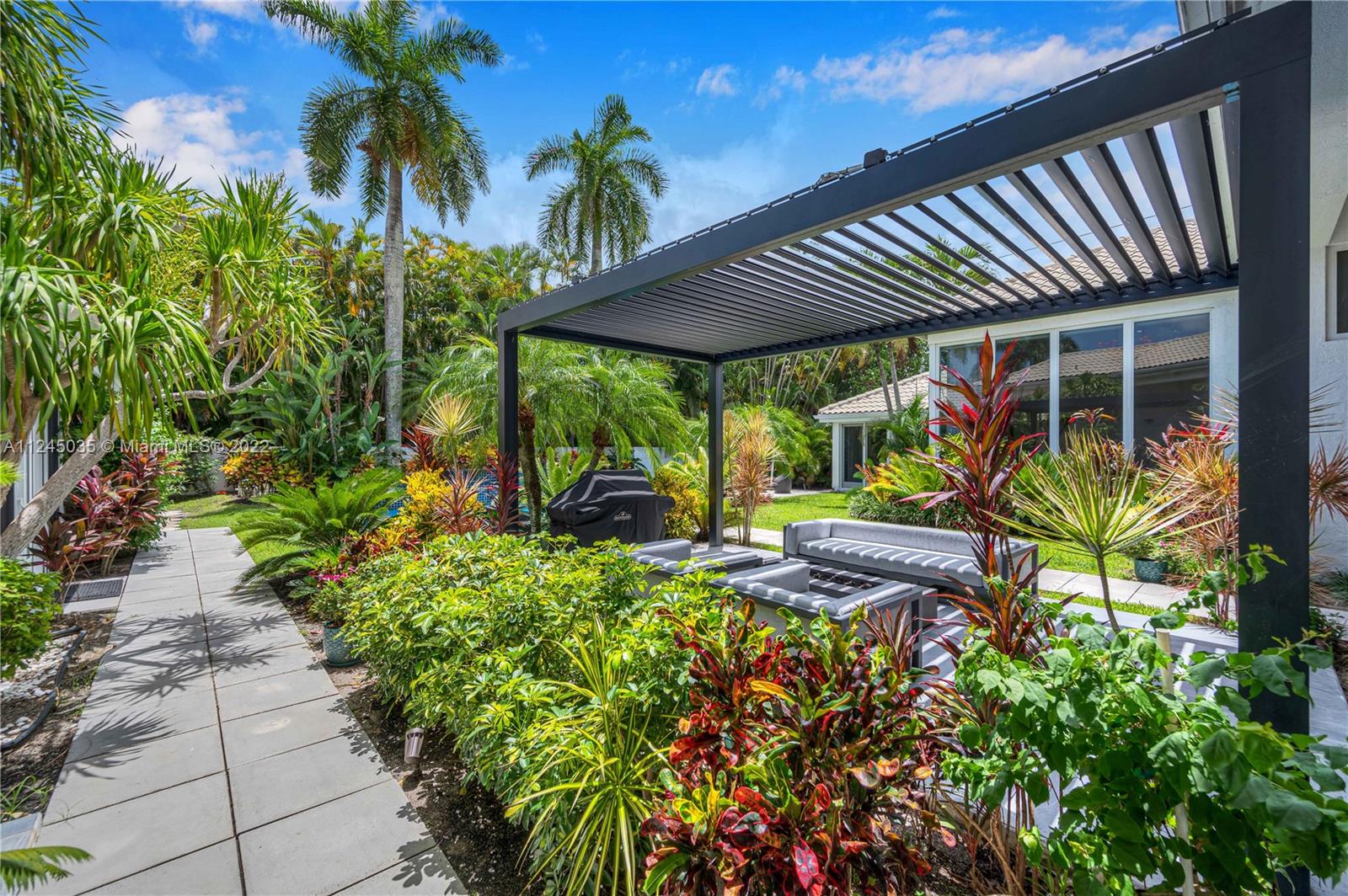 GRAND OAKS OF ARVIDA COUN - Residential