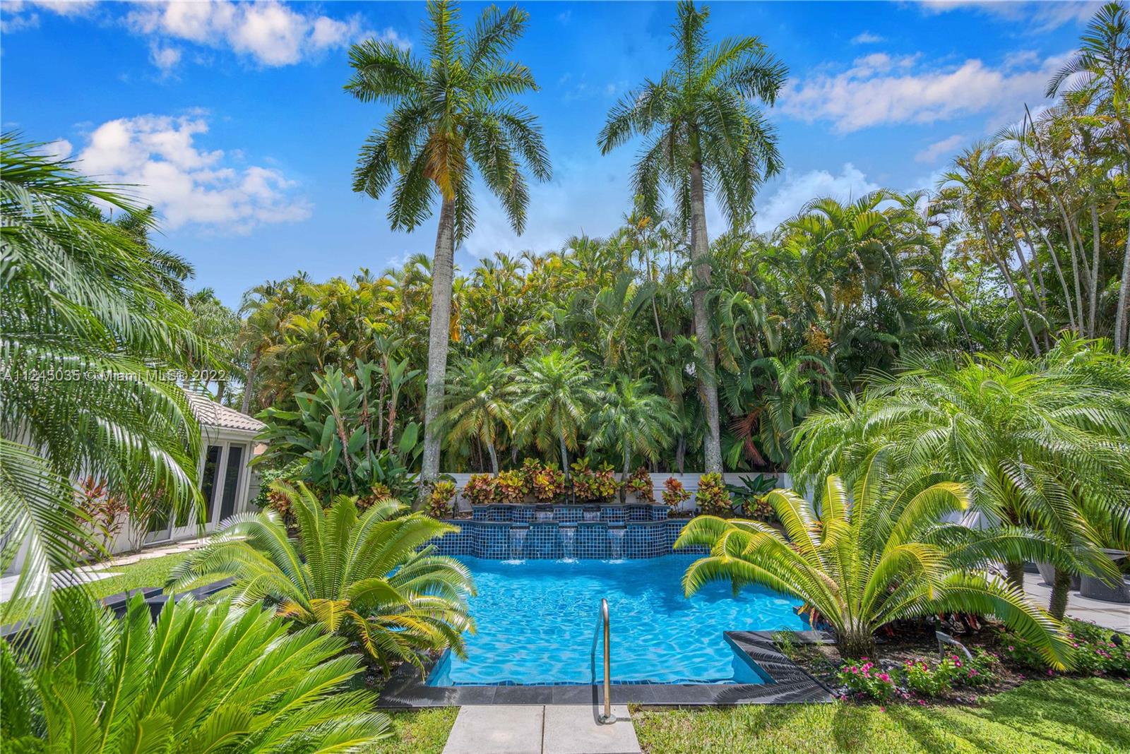 GRAND OAKS OF ARVIDA COUN - Residential