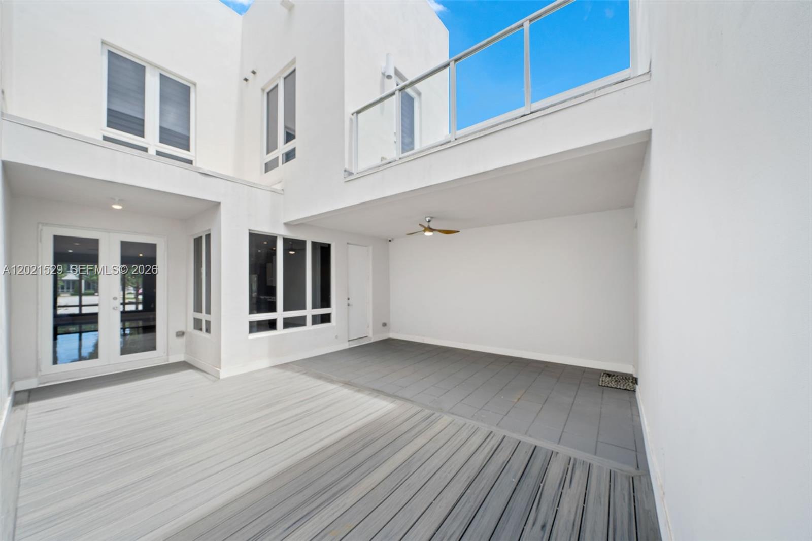 LANDMARK AT DORAL - Residential