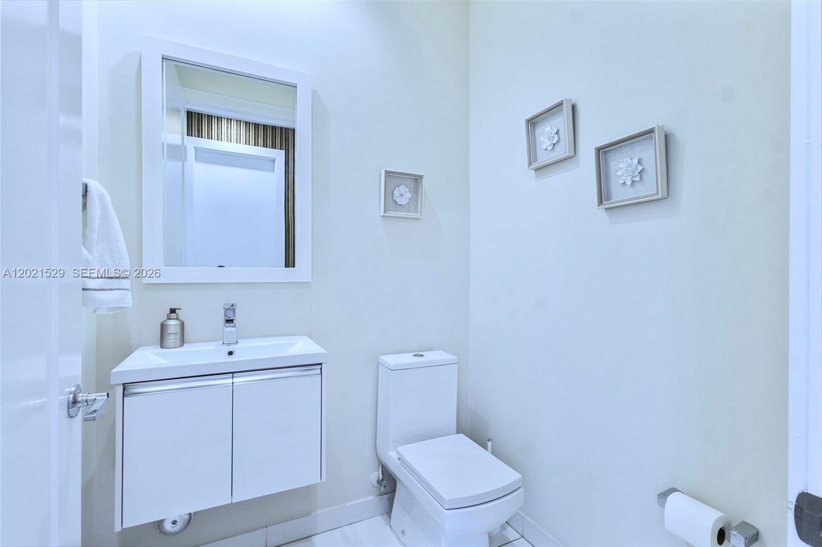 LANDMARK AT DORAL - Residential