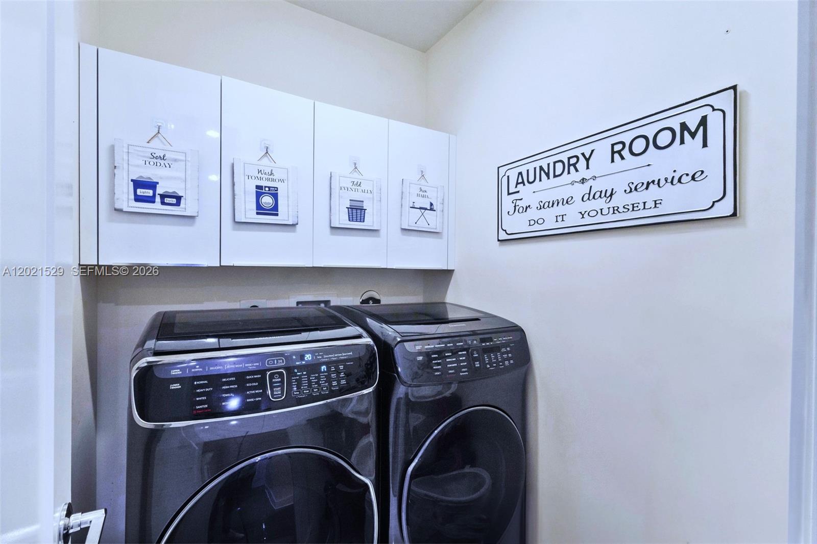 LANDMARK AT DORAL - Residential
