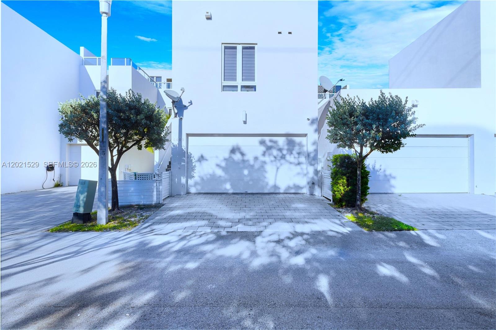 LANDMARK AT DORAL - Residential