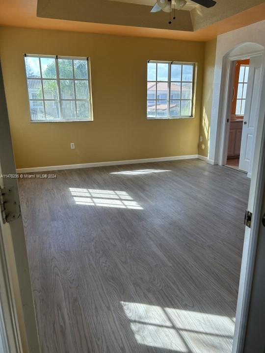 MANDARIN LAKES - Residential