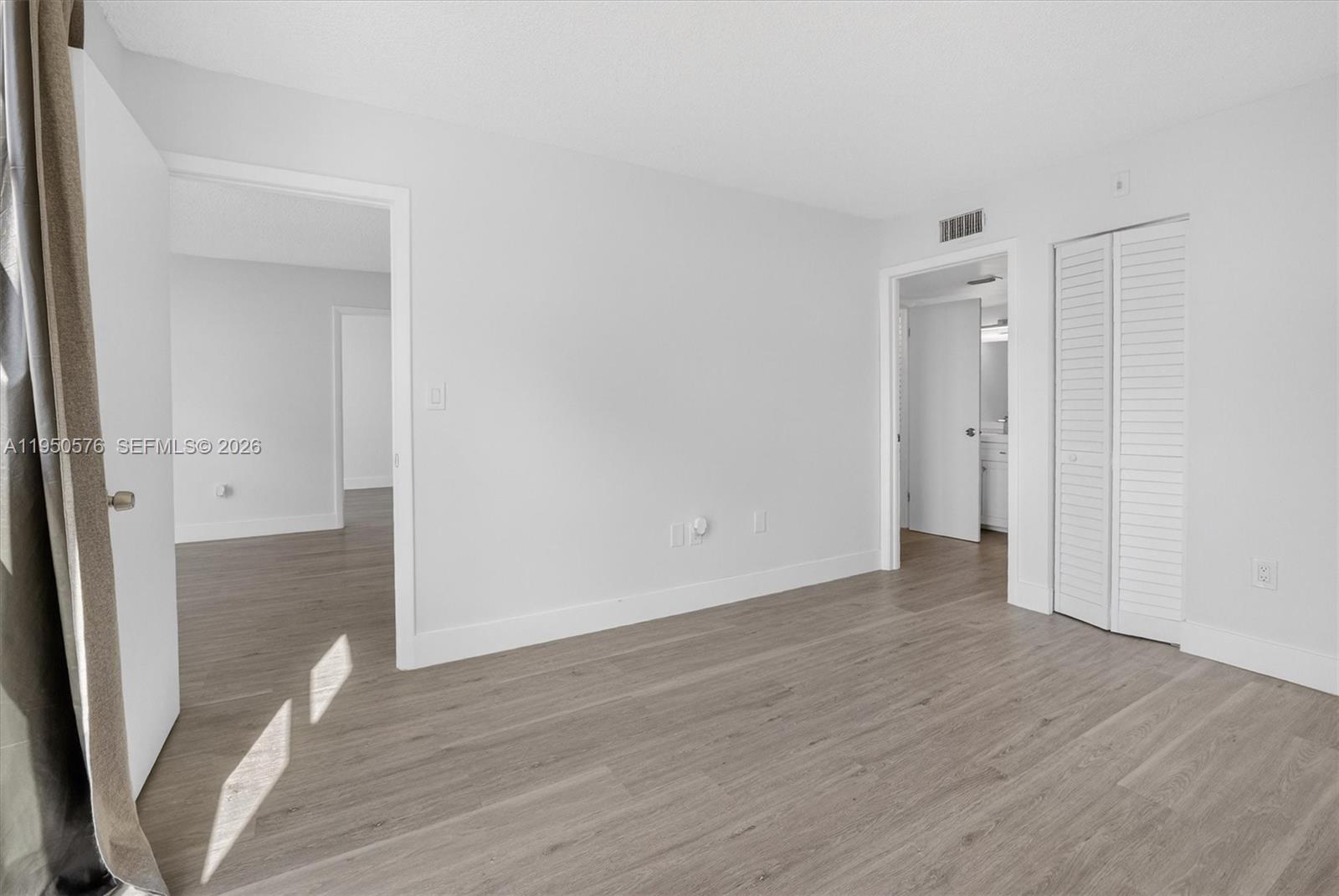 CORAL TOWERS CONDO - Residential