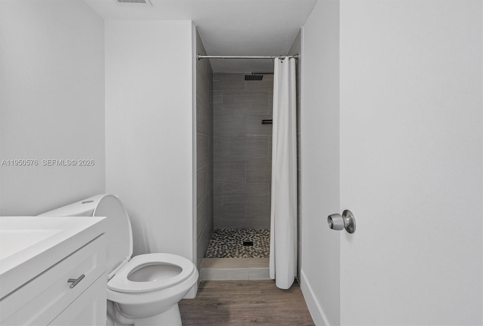 CORAL TOWERS CONDO - Residential