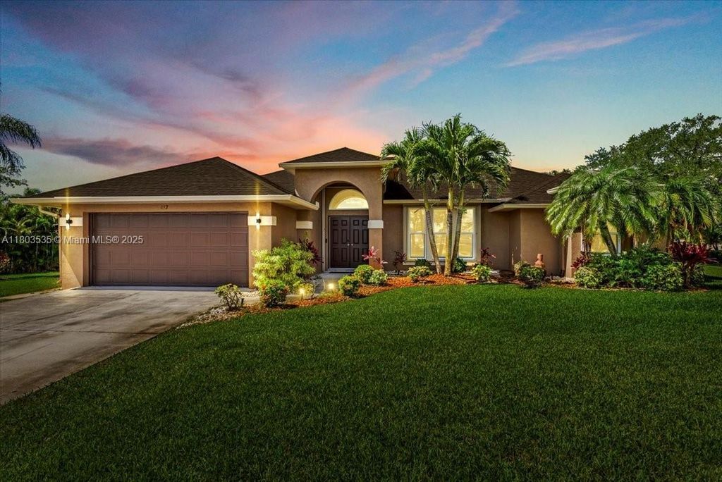 Photo of 112 SW North Danville Cir, Port St Lucie, FL 34953 (MLS # A11803535)