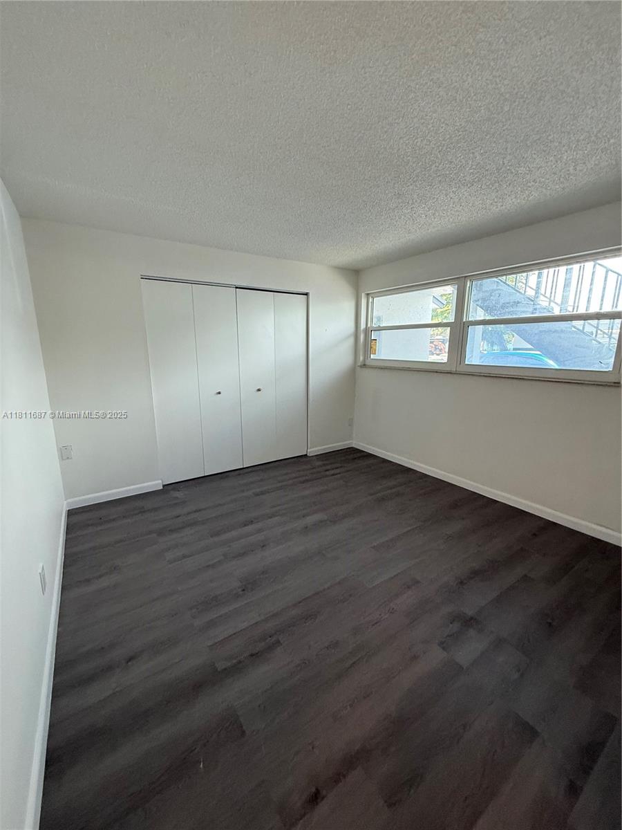 HIGHLAND SQUARE - Residential Lease