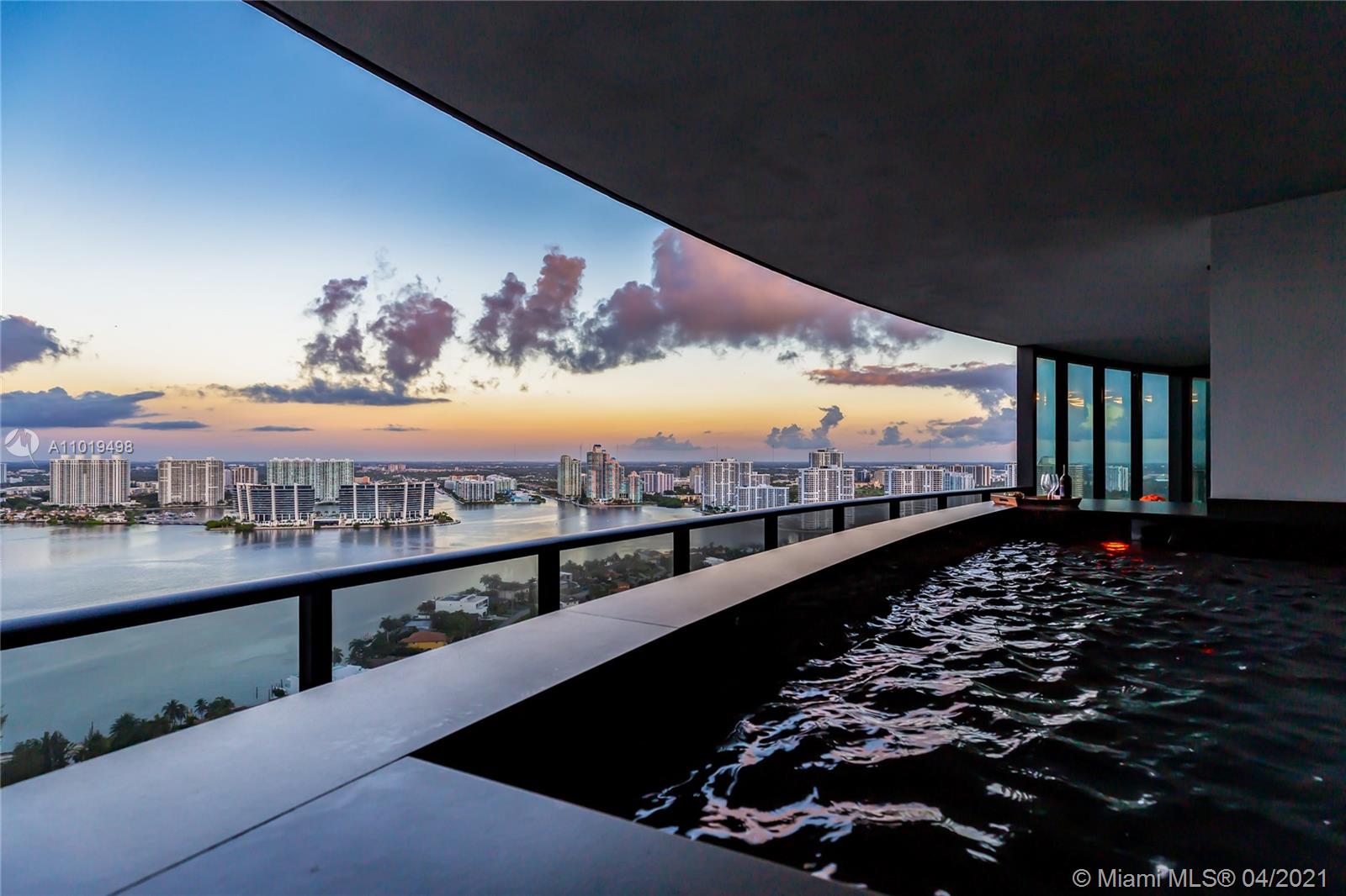 18555 COLLINS AVENUE COND - Residential