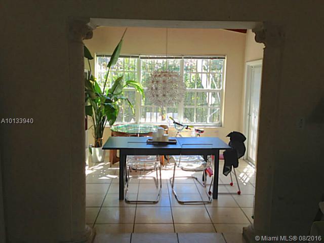 Tamiami Place Plan 03 - Residential Lease