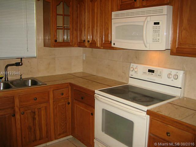 Tamiami Place Plan 03 - Residential Lease