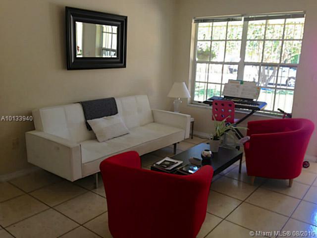 Tamiami Place Plan 03 - Residential Lease