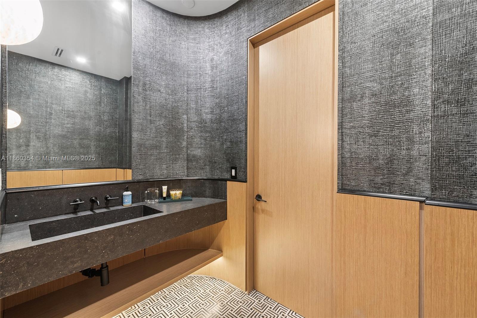 BAL HARBOUR RESIDENTIAL S - Residential