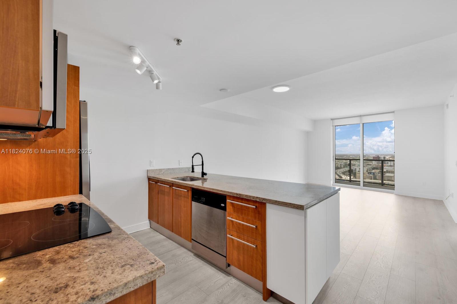 Beautiful and spacious 2 beds/2.5 Baths with plenty closets. Spacious balcony facing north with access from every room. Views to Miami Skyline, Miami River and glimpses of the Biscayne Bay. This unit is ready to move-in, features an open design kitchen, stainless steel appliances, washer/dryer, etc. Great location, walking distance Metro Rail, Brickell City Center, Mary Brickell, Supermarket, Restaurants and all Brickell nightlife. This full service condominium with great amenities that includes 2 level gym, pool, business center, concierge service and more. Rent includes basic cable and internet, 1 assigned parking (valet) and additional parking is available for rent with Valet Company.