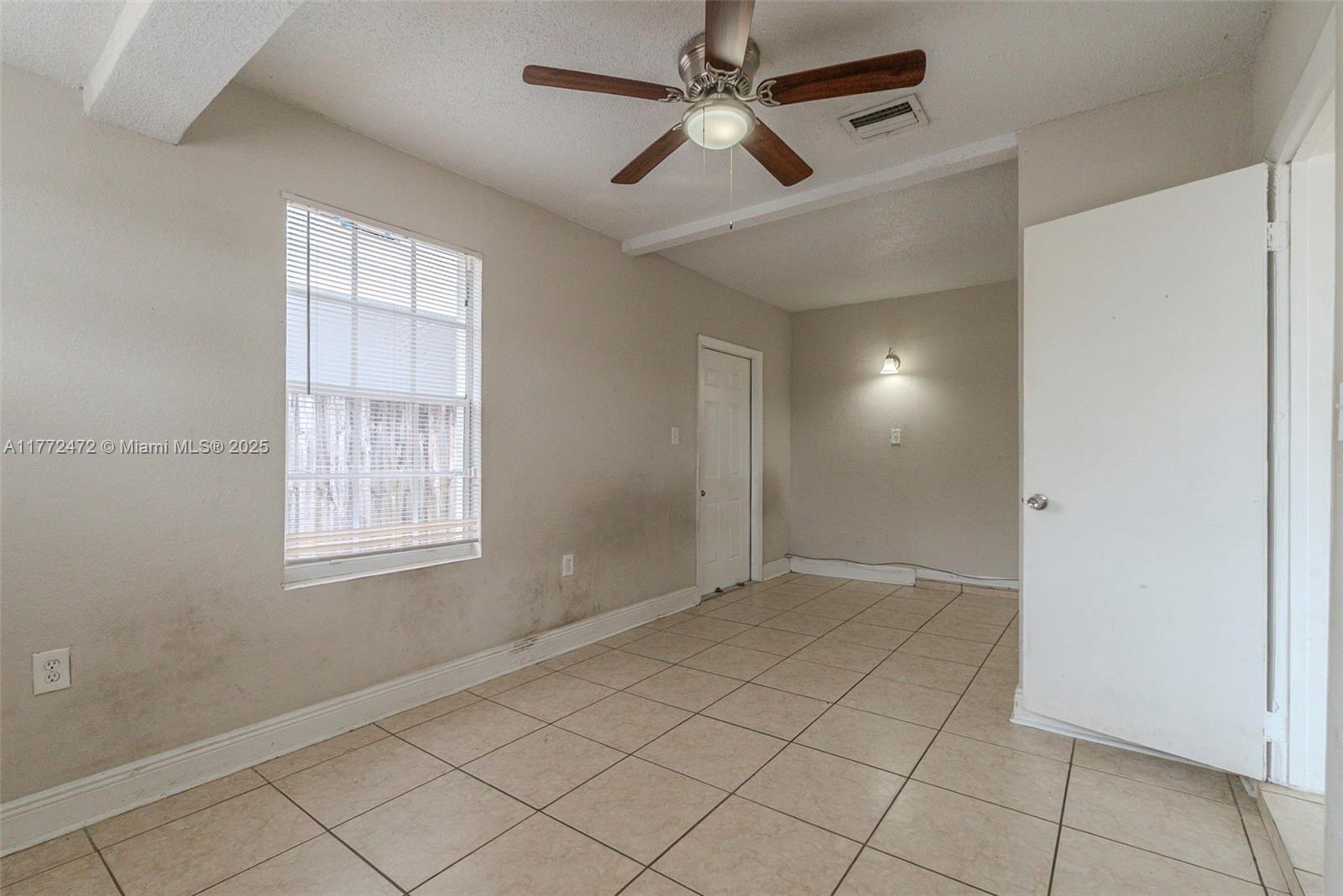 CAROL CITY 5TH ADDN - Residential