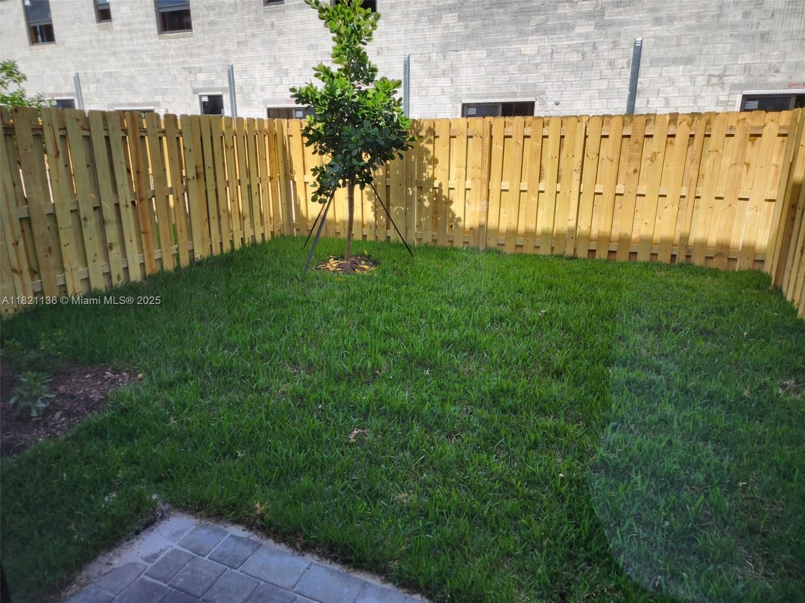 PINE ISLE - Residential