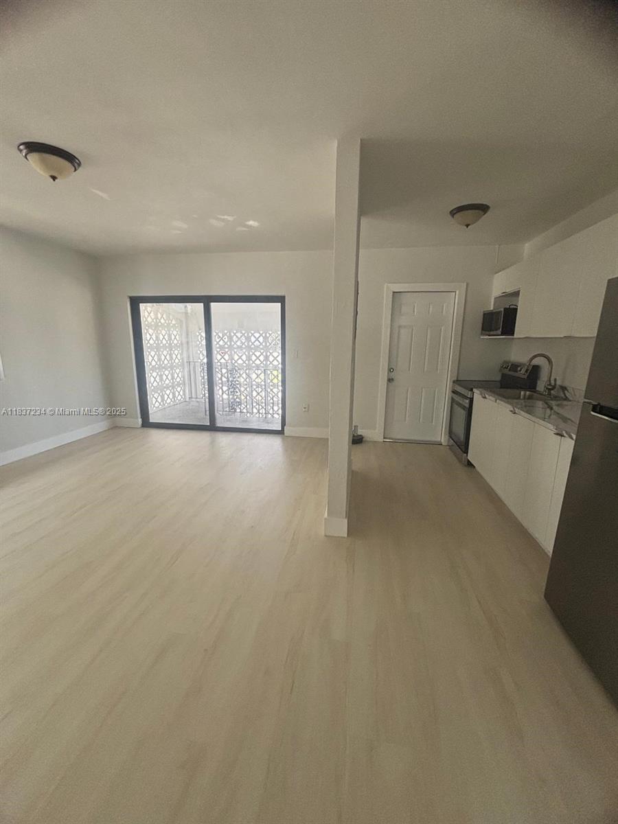 600 NE 142nd St 16