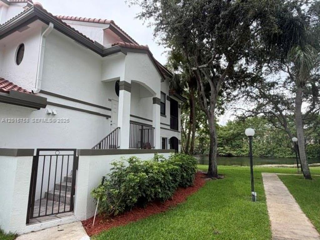 Photo of 15825 SW 3rd Ct #204, Pembroke Pines, FL 33027 (MLS # A12016758)