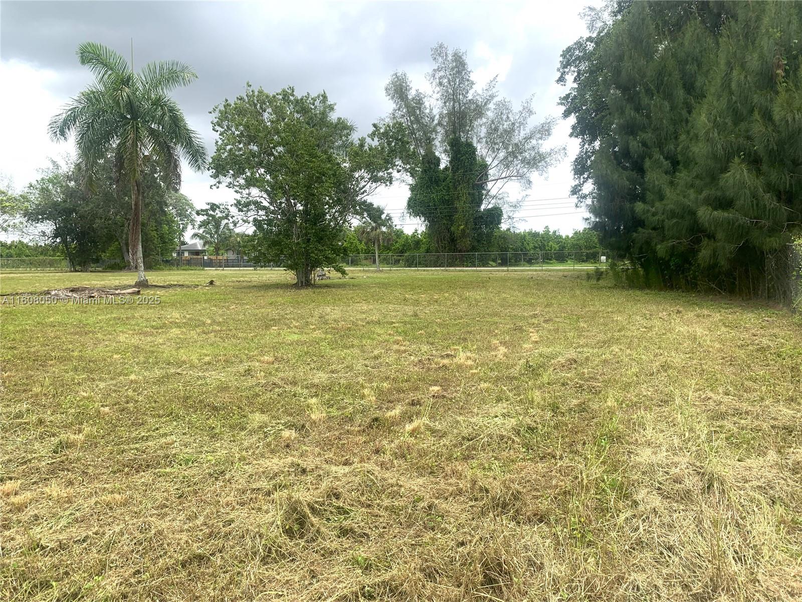 REDLAND CITRUS ORCHARDS S - Land