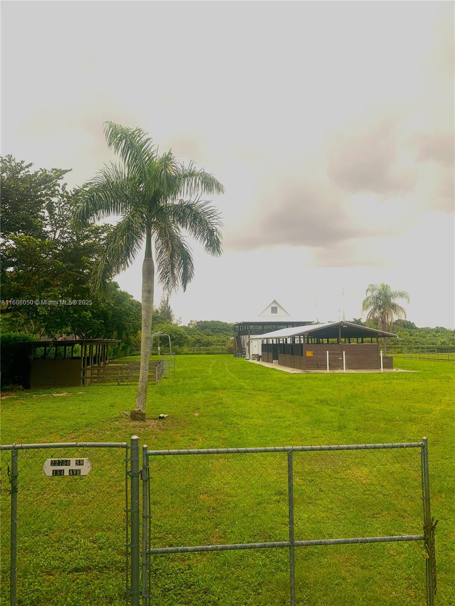 REDLAND CITRUS ORCHARDS S - Land