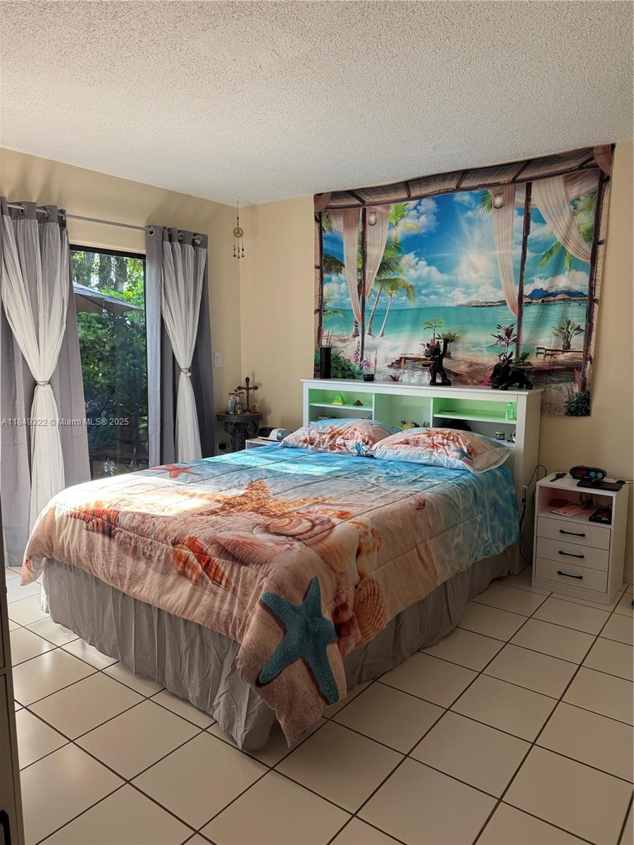 EDGEWATER PARK - Residential