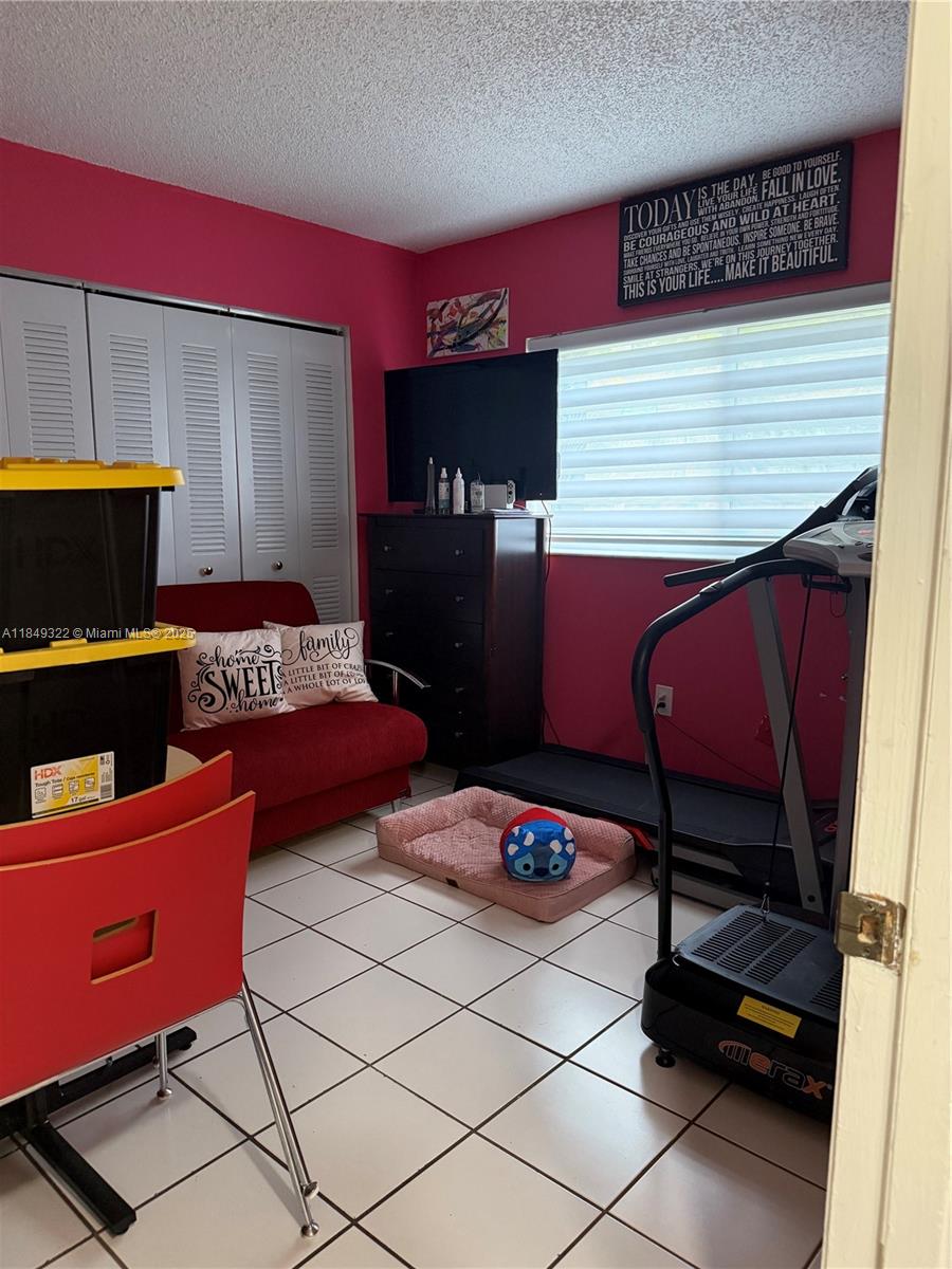 EDGEWATER PARK - Residential