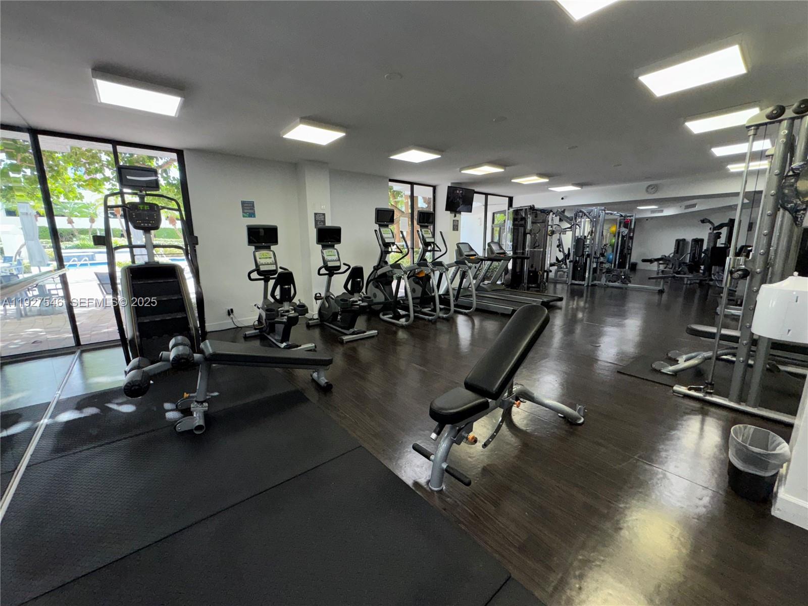 PARC CENTRAL AVENTURA EAS - Residential