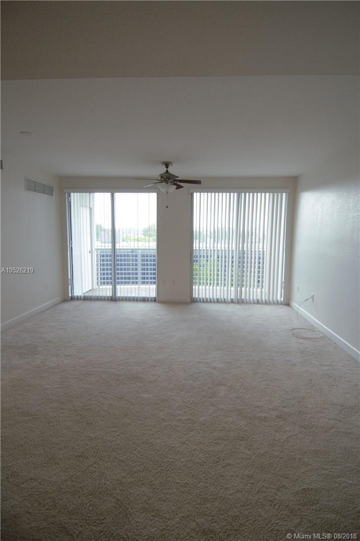 RADIUS CONDO - Residential Lease