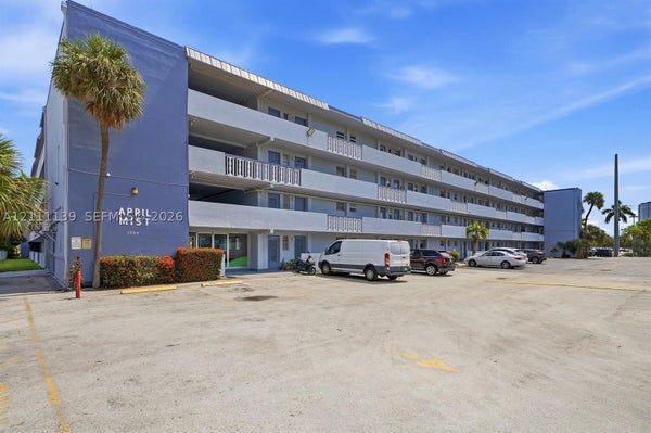 1333 E HALLANDALE BEACH BLVD APT 236, HALLANDALE BEACH, FL 33009 - Image 4b7d15b42a17f91ed1f02eba2667dcb2/3914734863