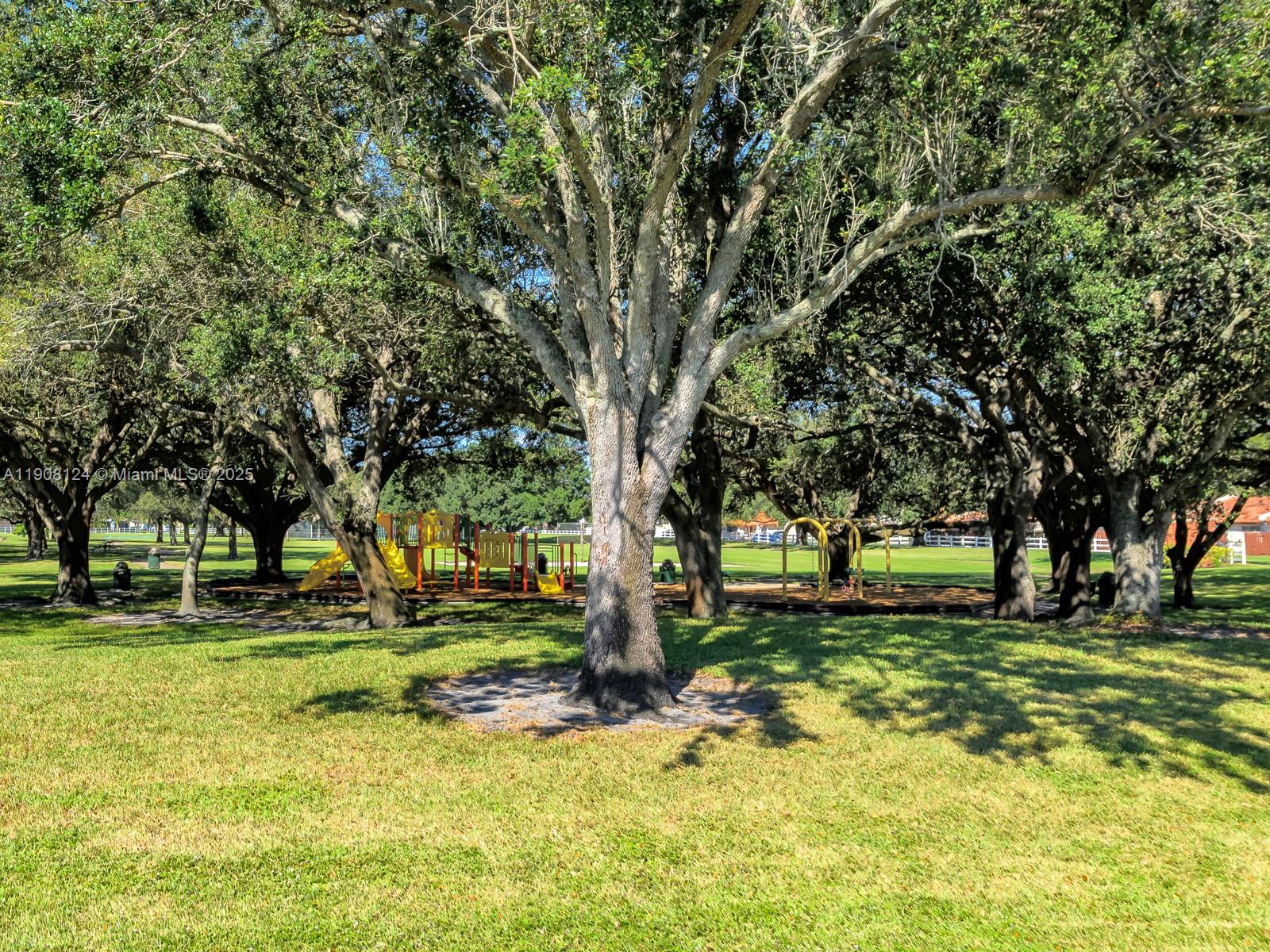 FOREST LAKE - Residential