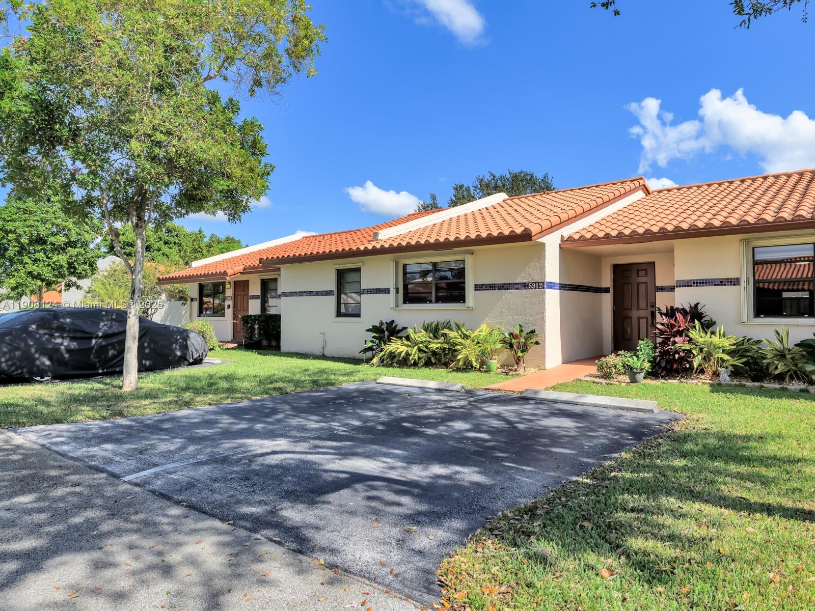 FOREST LAKE - Residential