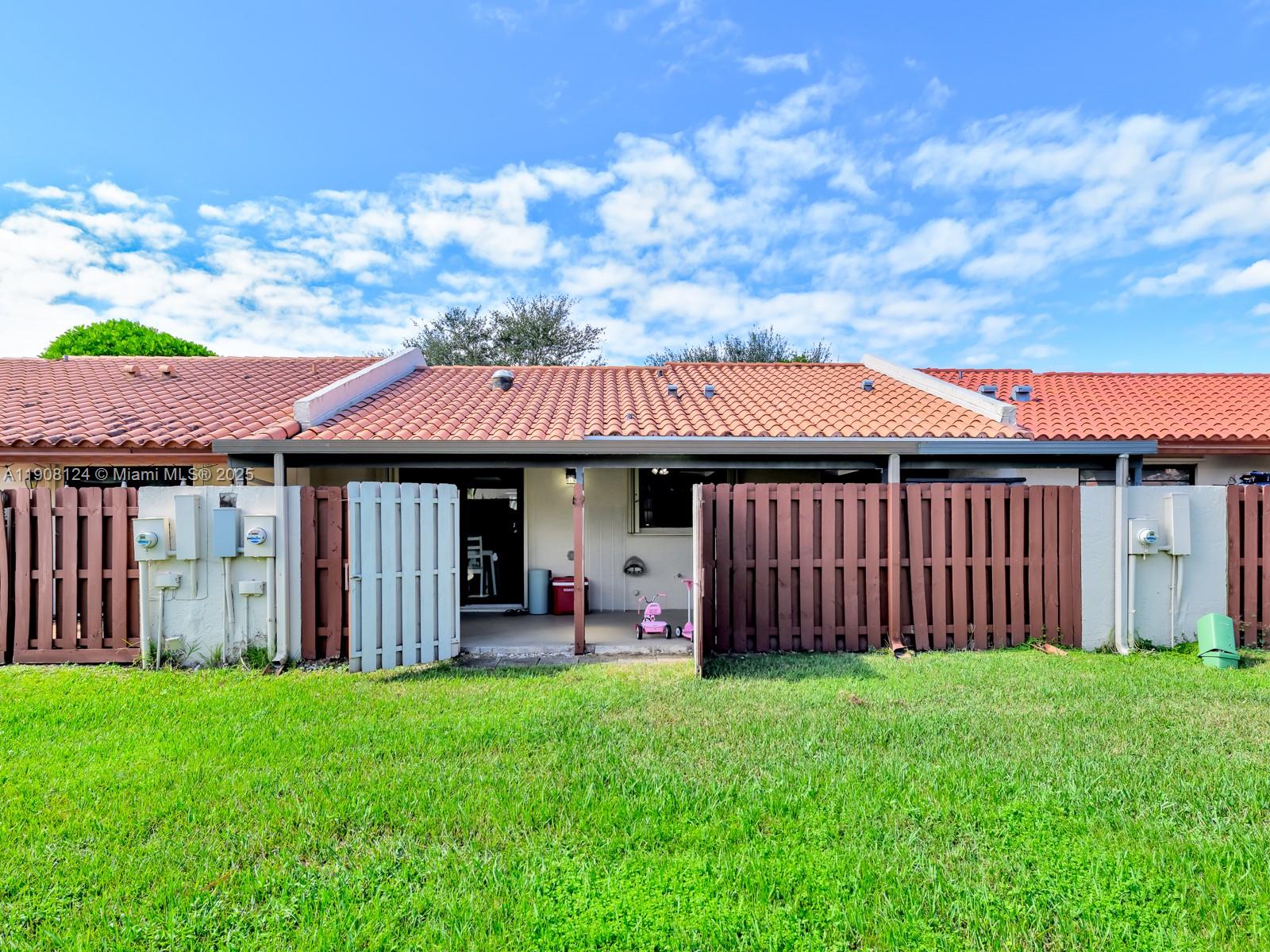 FOREST LAKE - Residential