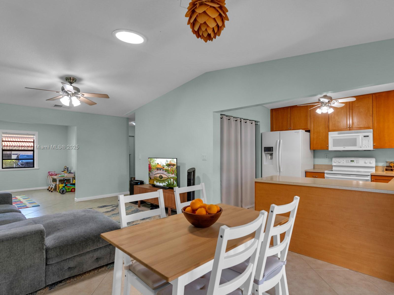 FOREST LAKE - Residential