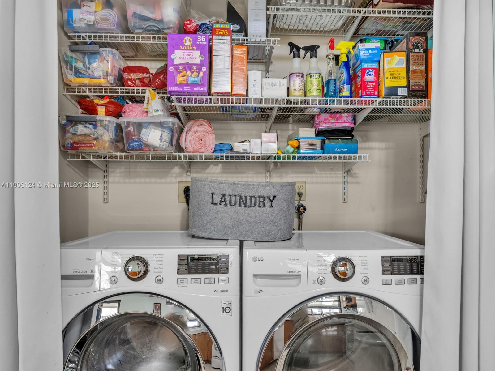 FOREST LAKE - Residential